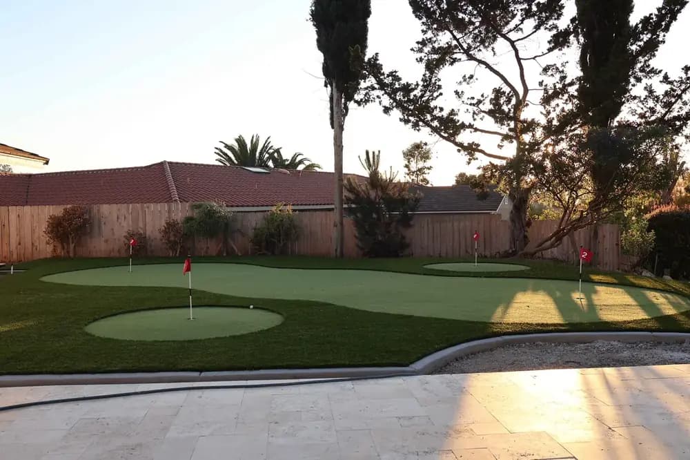 Outdoor kitchen and living area built in El Cajon